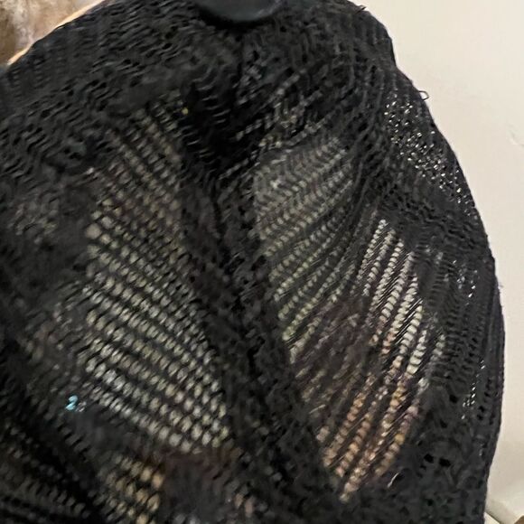 Huf customized well loved men’s trucker SnapBack hat. - Picture 7 of 9